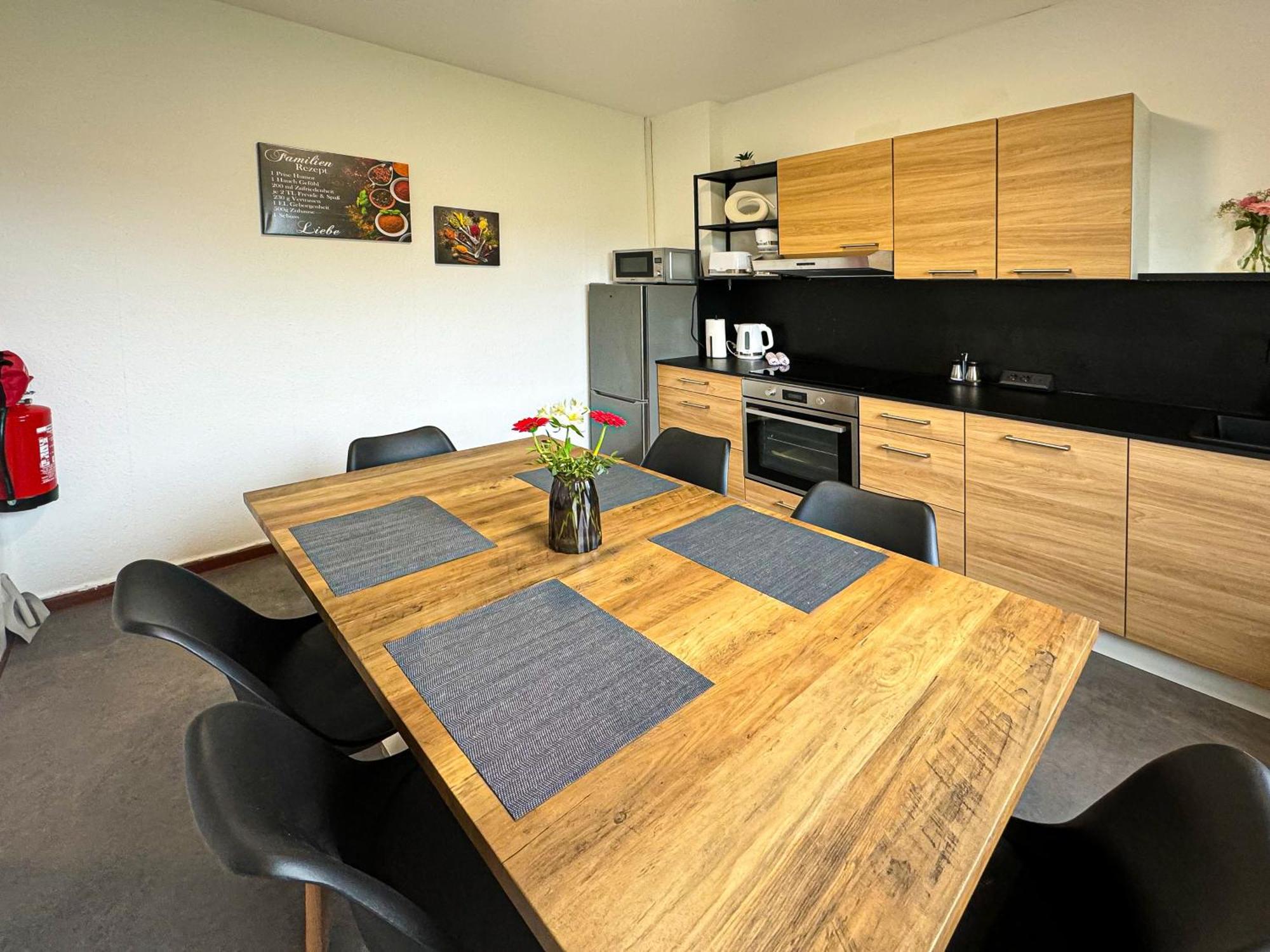 Immostay Ferienhaus Mit Garten & Free Parking Бремен Экстерьер фото